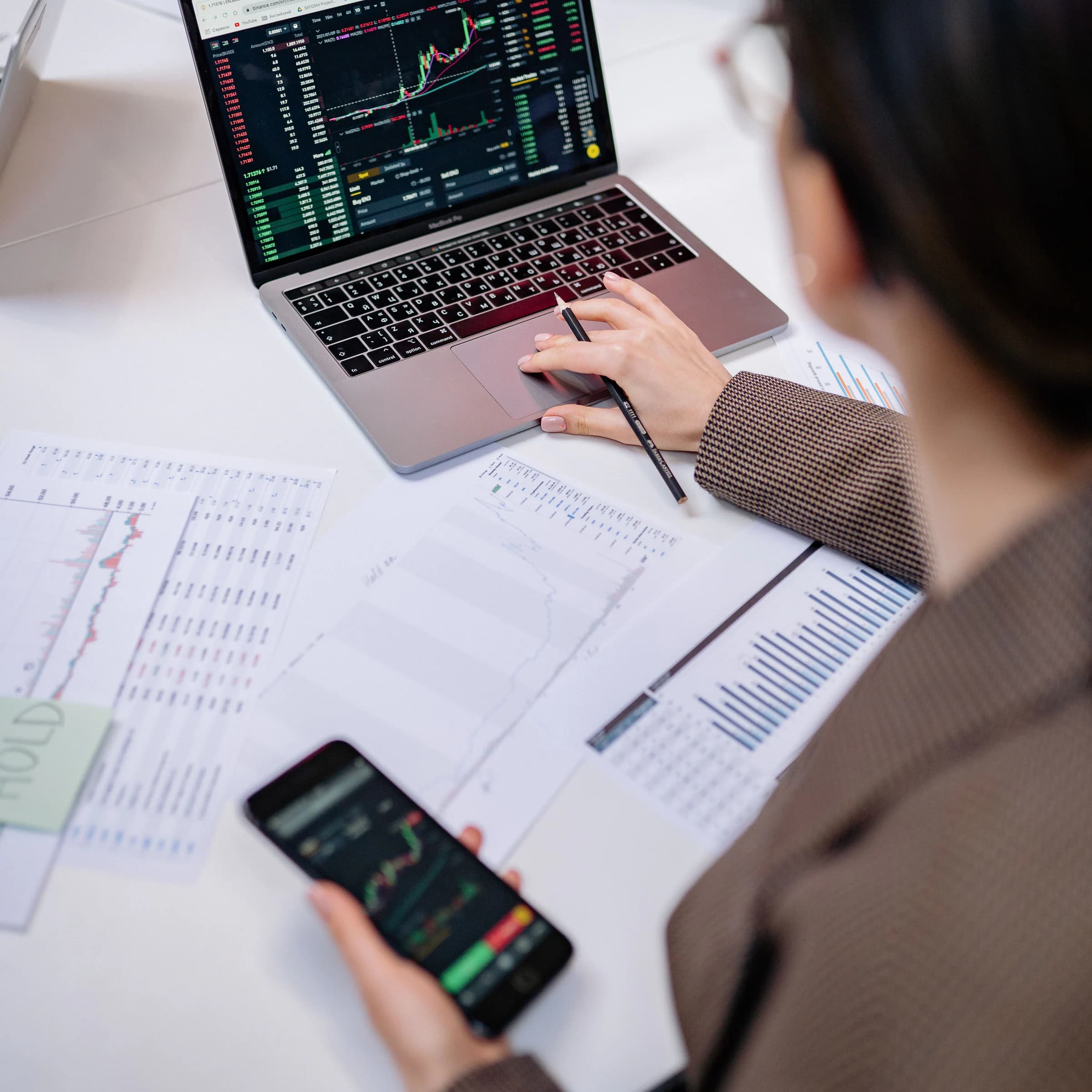 Corporate Finance & Ledger Governance
